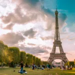 Unveil the fascinating secret of the Eiffel Tower – it actually gets taller in hot weather! Explore the science behind this phenomenon and learn how temperature affects the iconic landmark.